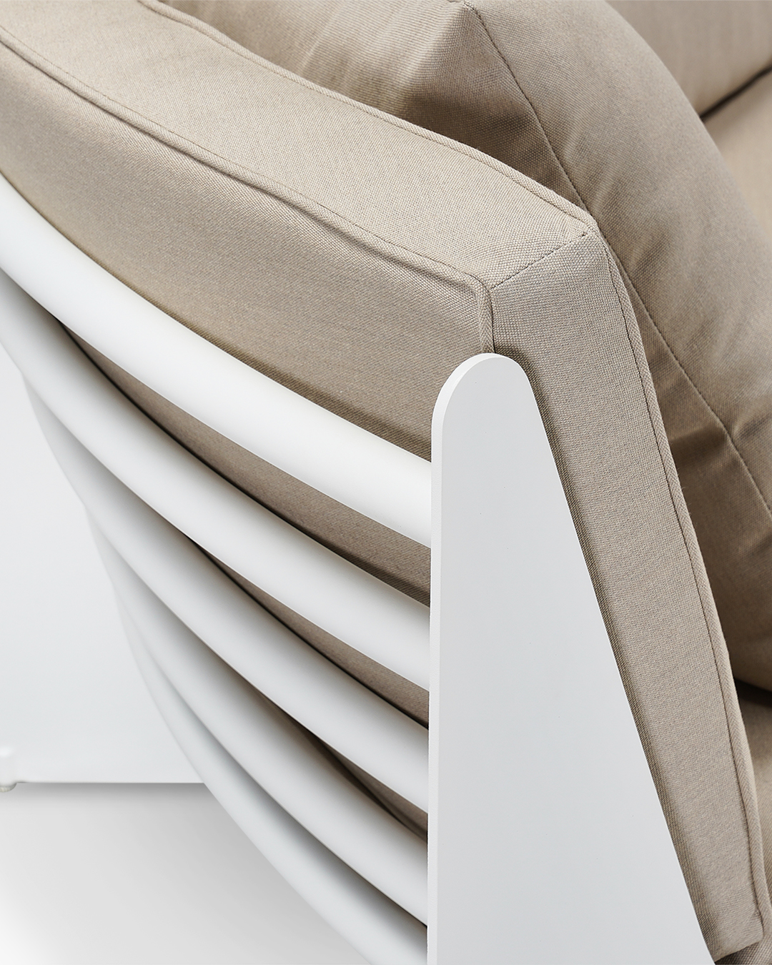 Outdoor Dougie Modular