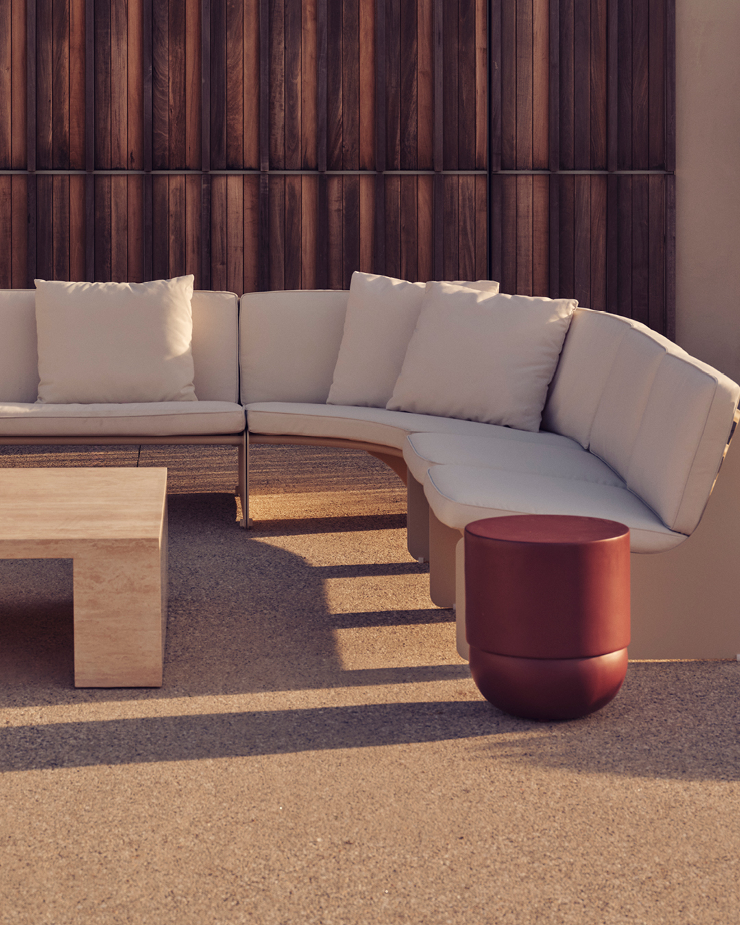 Outdoor Dougie Modular