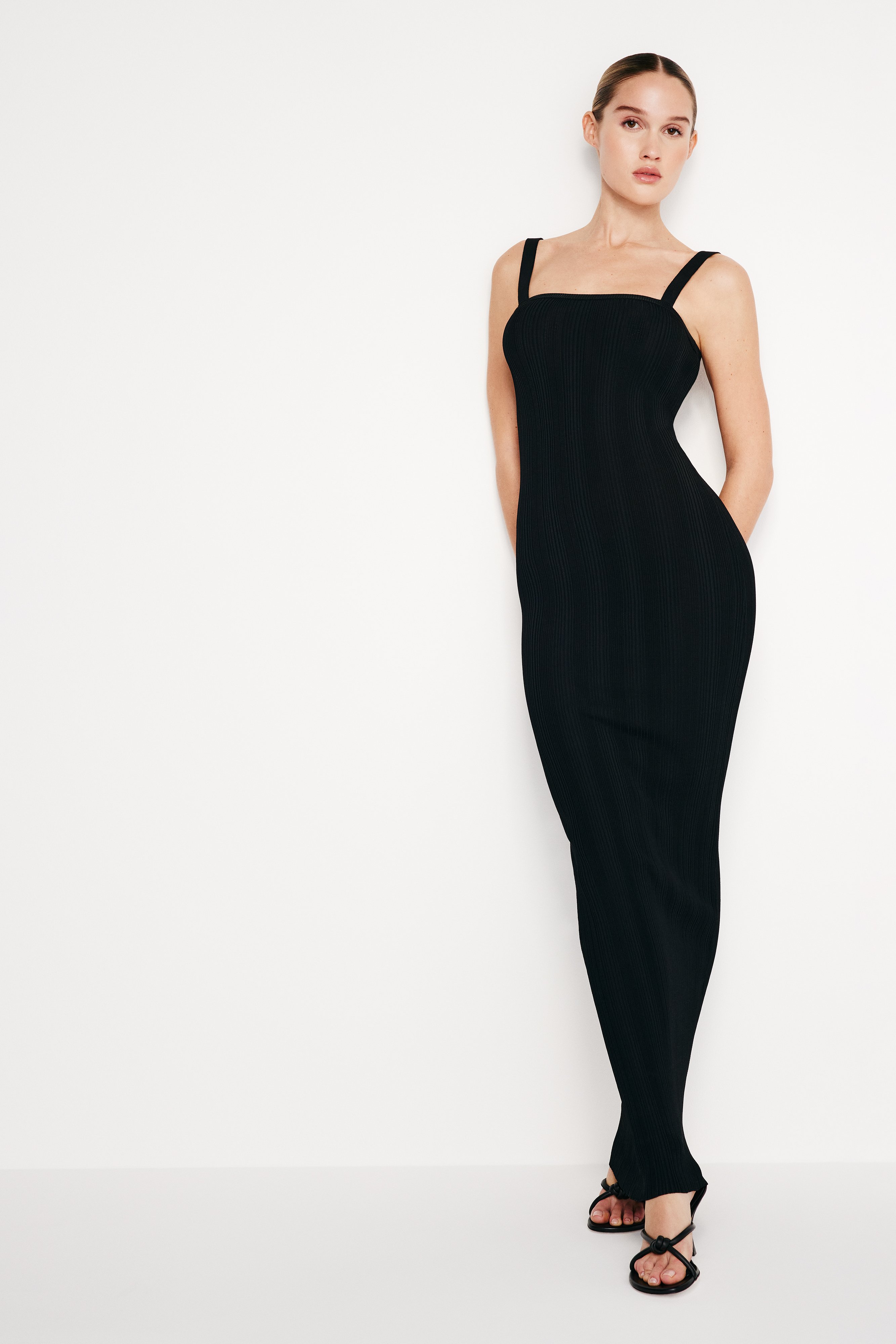 Styled with RIBBED KNIT MAXI DRESS | BLACK001