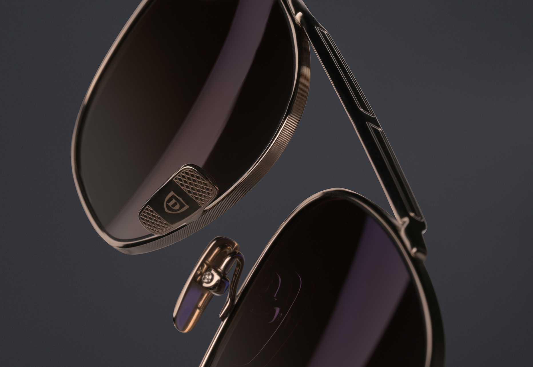 DITA FLIGHT.009 Custom titanium nose pads with diamond pressed detail