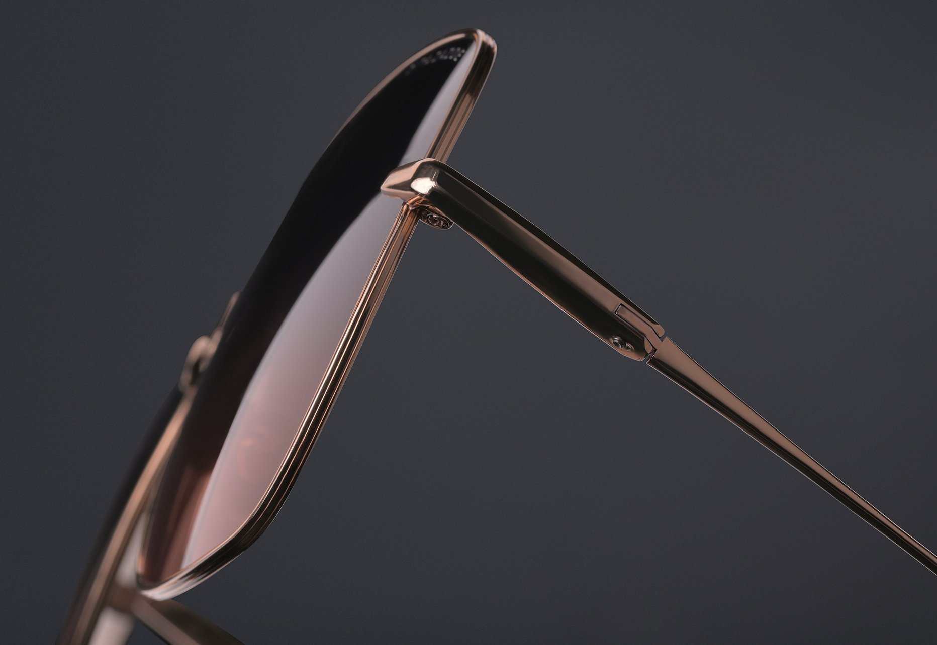 DITA ZAZOE Titanium lens rim with double line pressed detail
