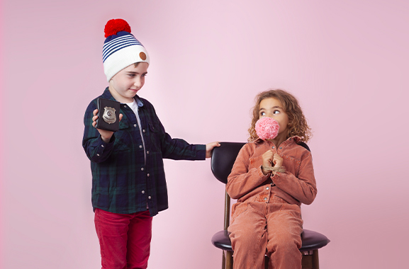 Cabaia Wir produzieren tierversuchsfreie und farbenfrohe Mützen, Socken, Rucksäcke und Handtücher für Männer, Frauen und Kinder. Unsere Accessoires haben alle ihre eigene Genialität zu entdecken.