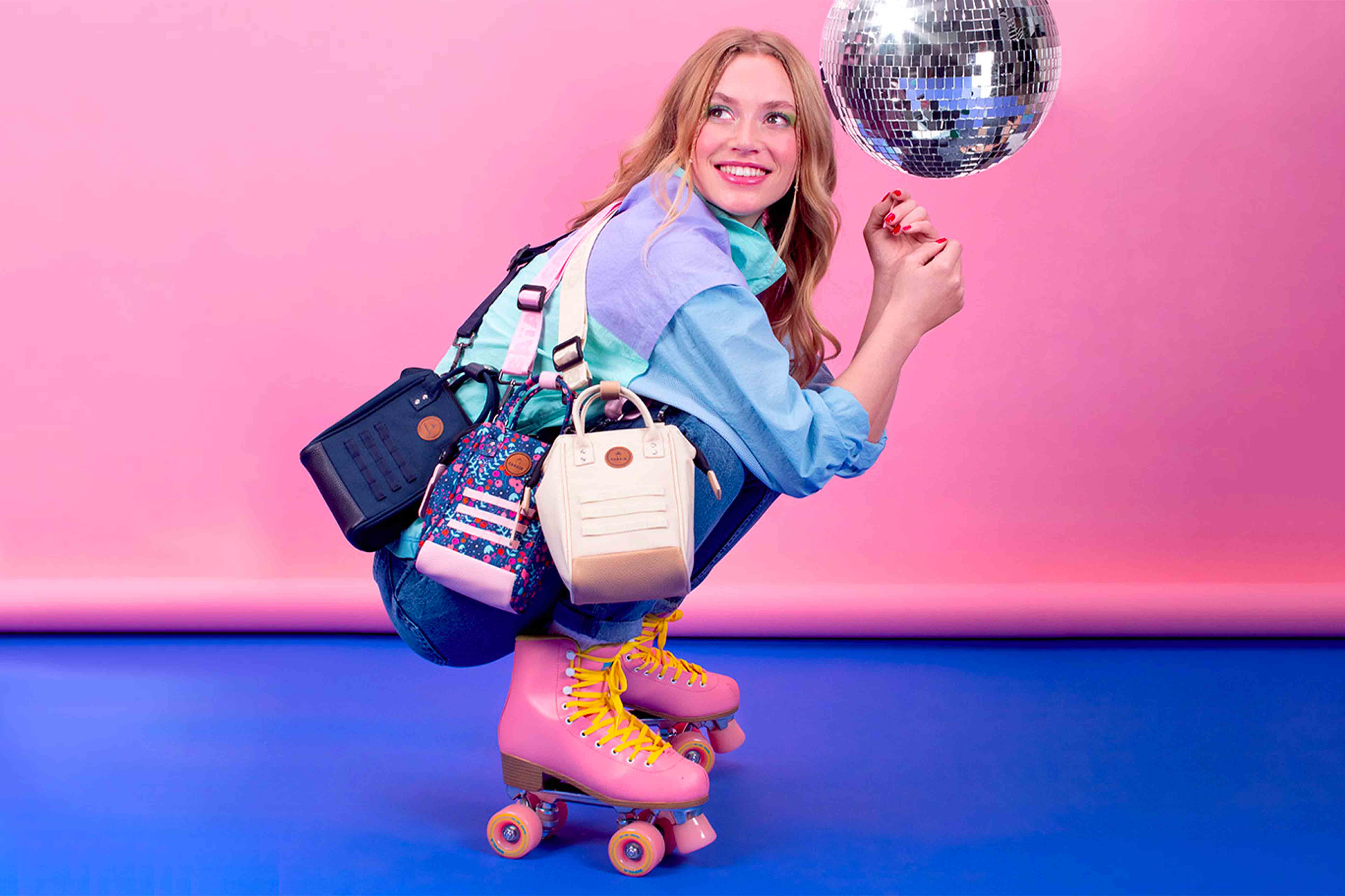 Cabaia Wir produzieren tierversuchsfreie und farbenfrohe Mützen, Socken, Rucksäcke und Handtücher für Männer, Frauen und Kinder. Unsere Accessoires haben alle ihre eigene Genialität zu entdecken.