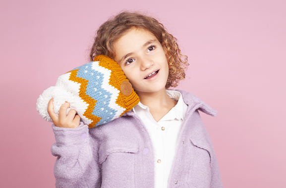 Cabaia Wir produzieren tierversuchsfreie und farbenfrohe Mützen, Socken, Rucksäcke und Handtücher für Männer, Frauen und Kinder. Unsere Accessoires haben alle ihre eigene Genialität zu entdecken.
