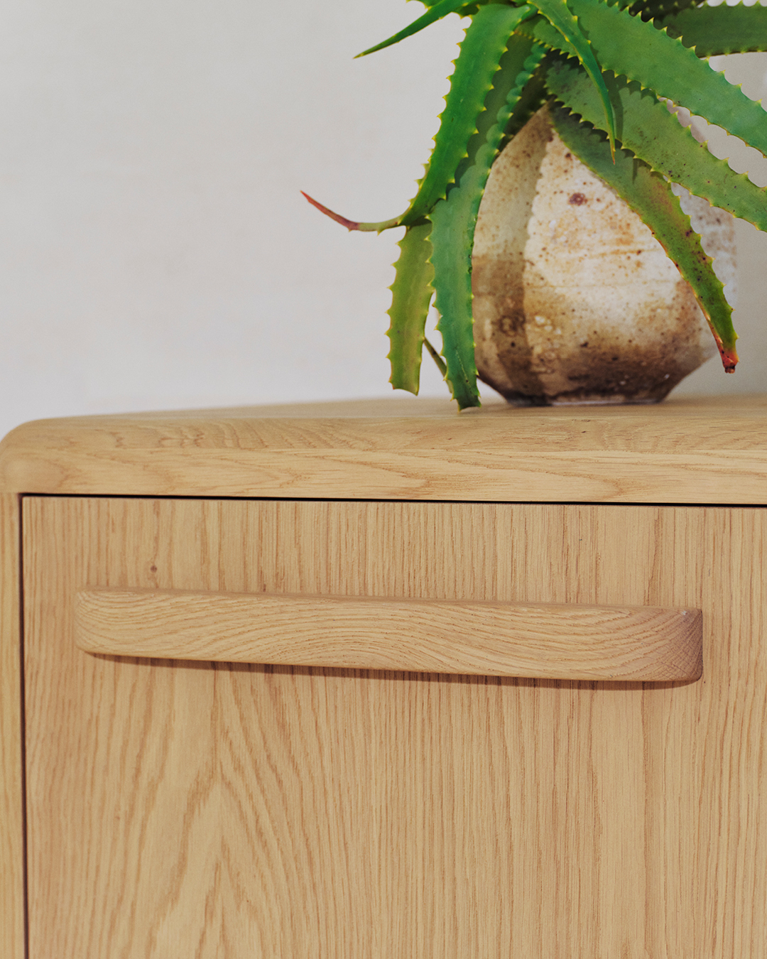 Silvio Bedside Table