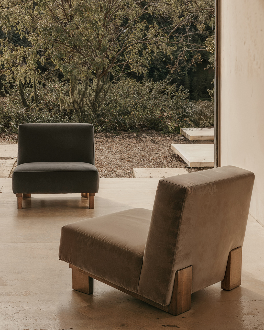 Jimmy Slipper Chair