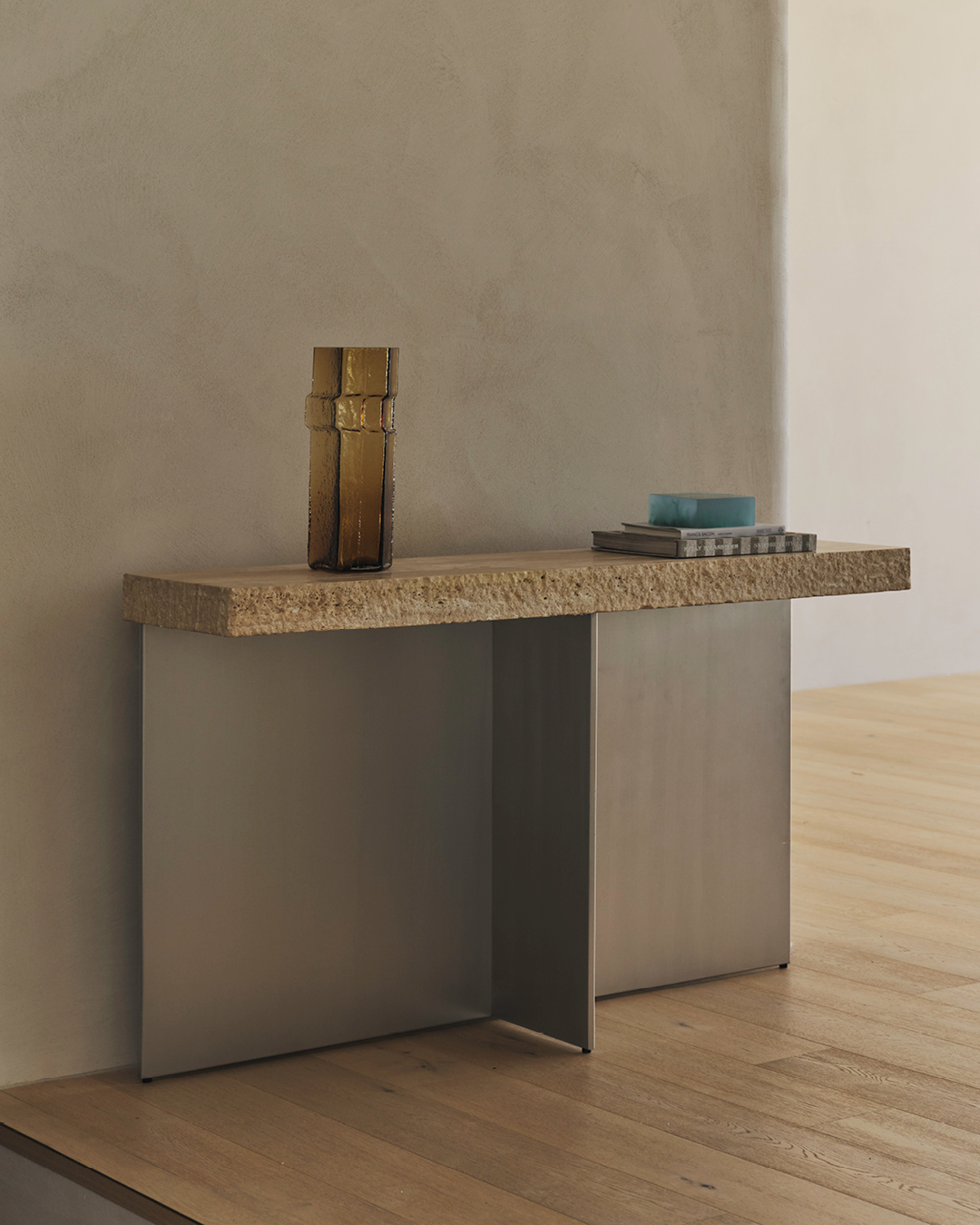 Zaha Travertine Console