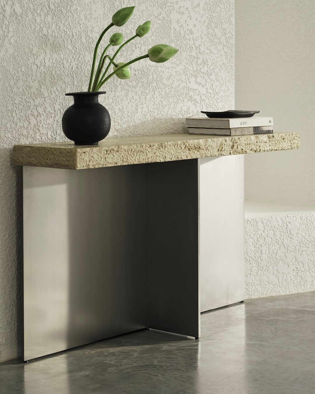 Zaha Travertine Console