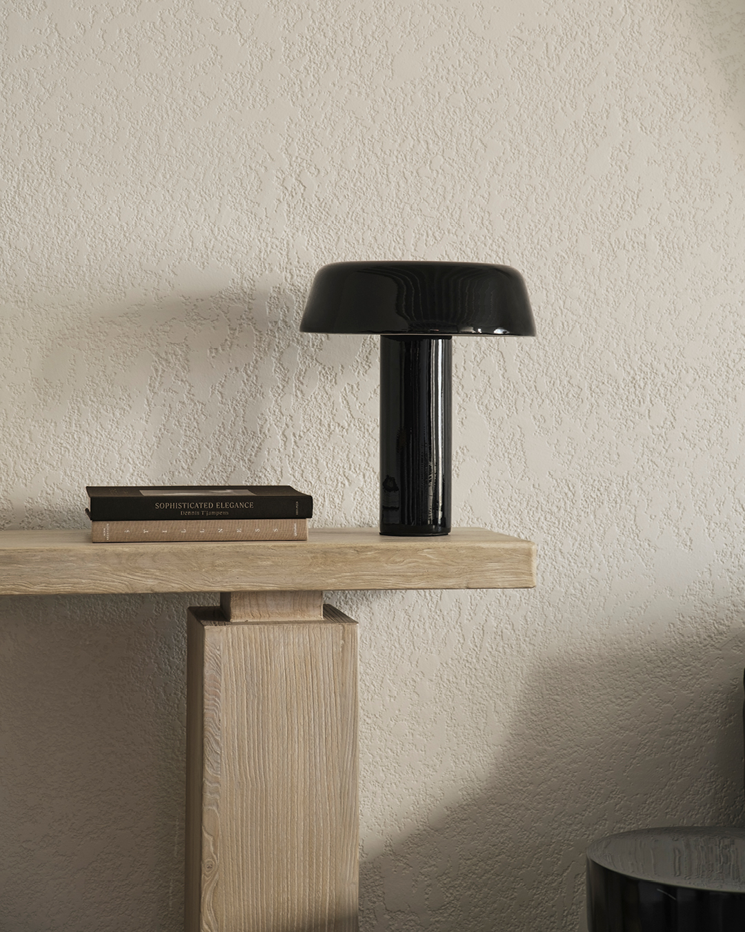 Black Stellara Table Lamp