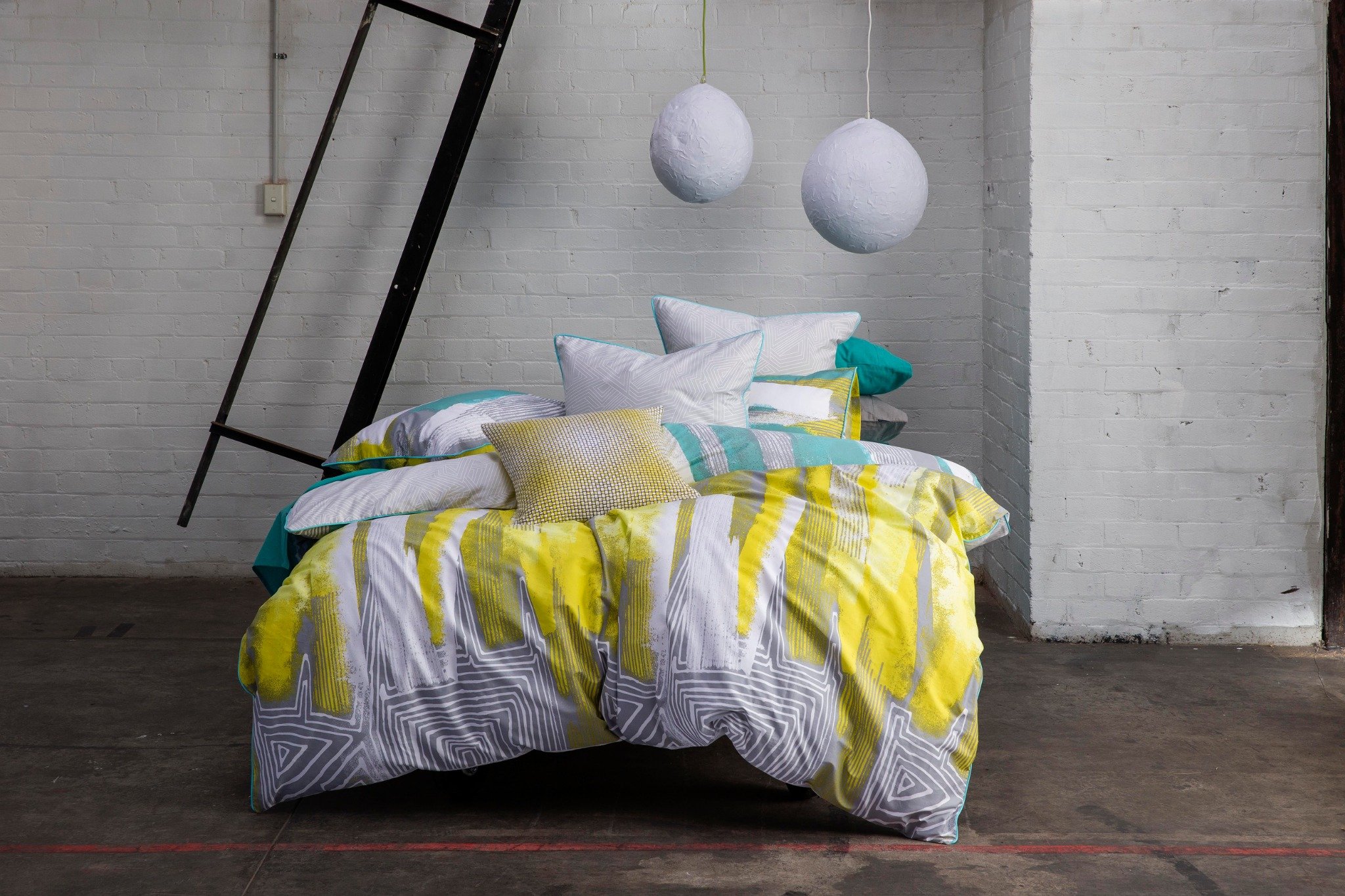 Temiko Euro Pillowcase