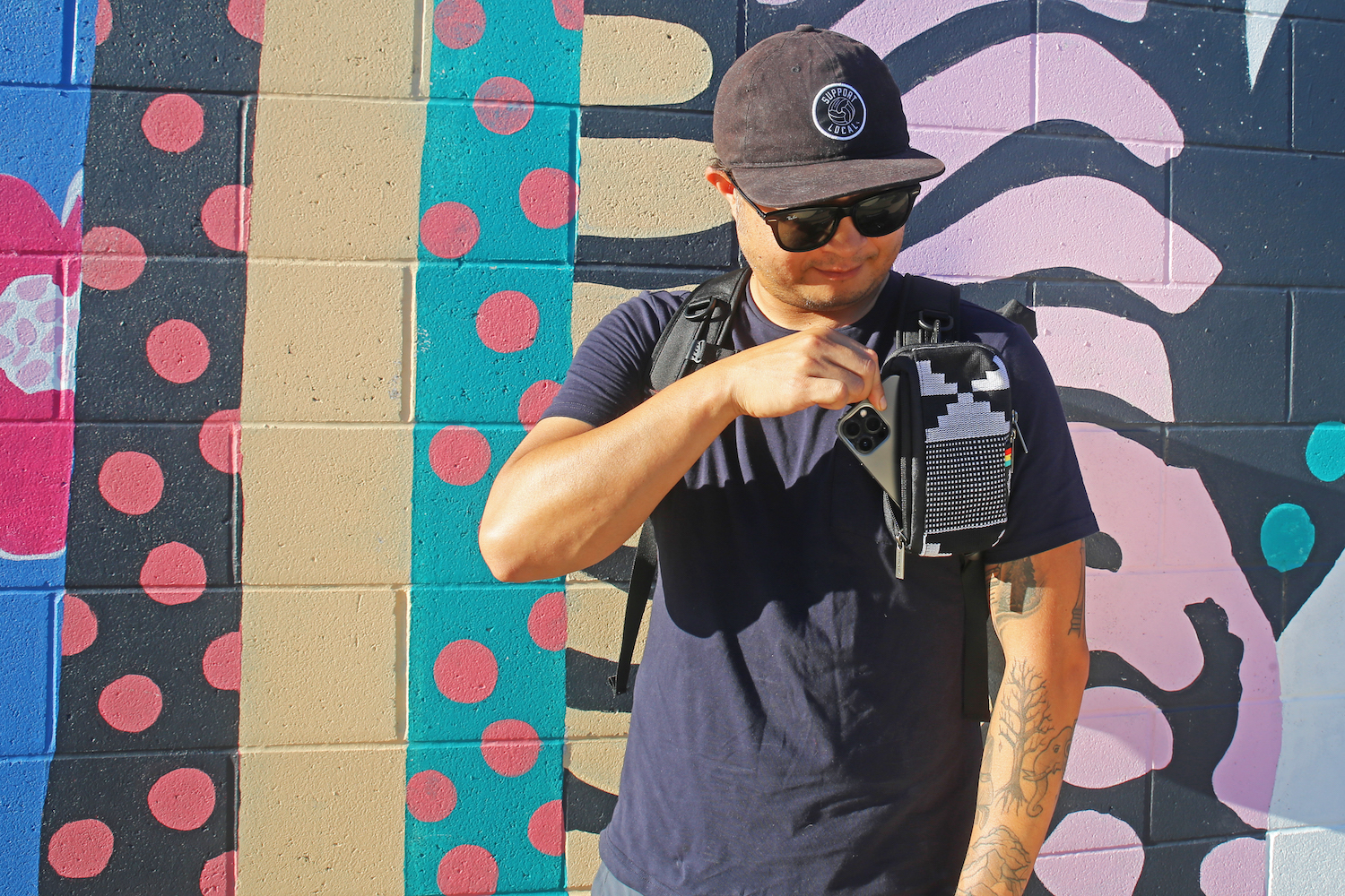 Phone-Pouch-Lifestyle-2-v1664889159979
