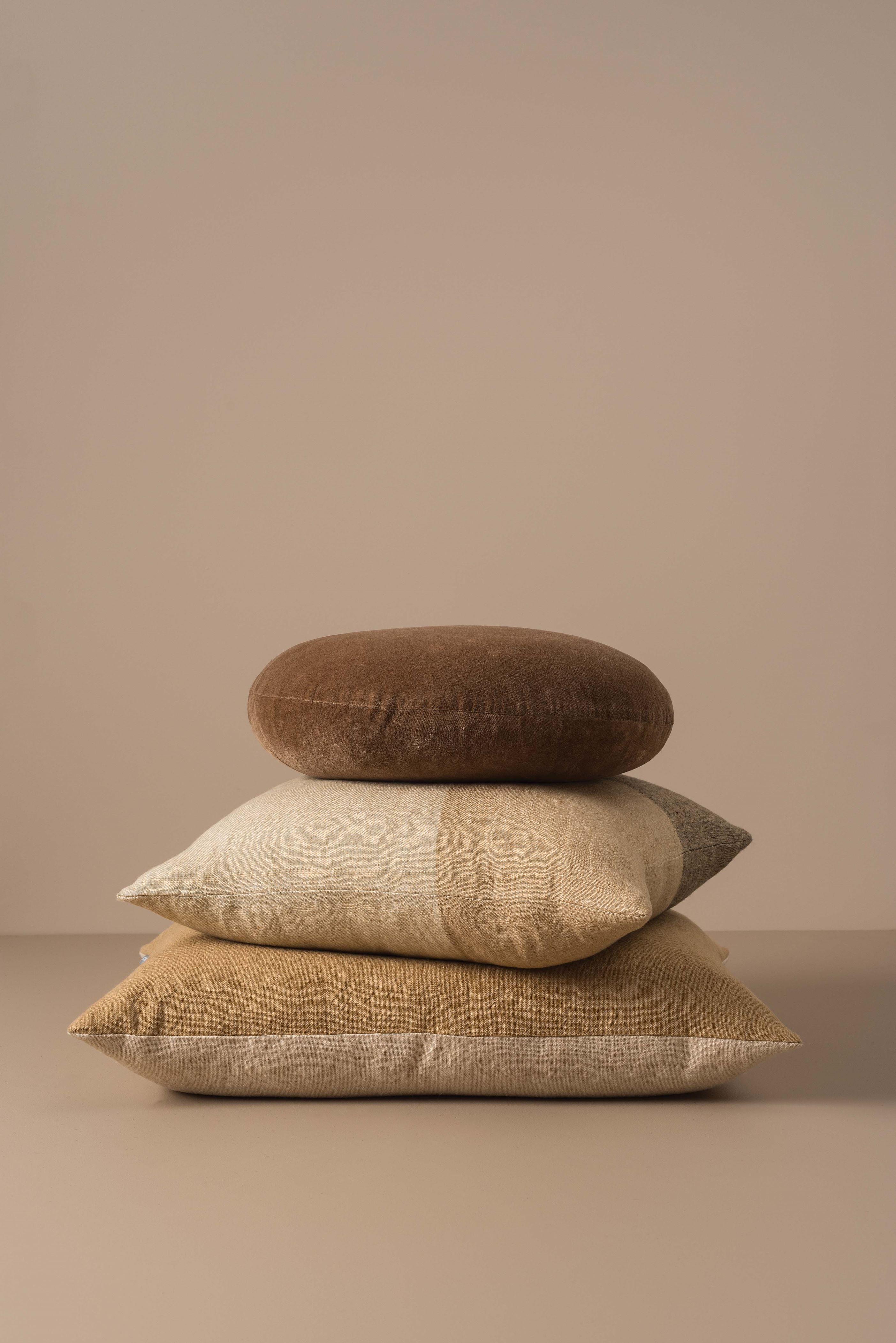 Henri Handwoven Linen Cushion