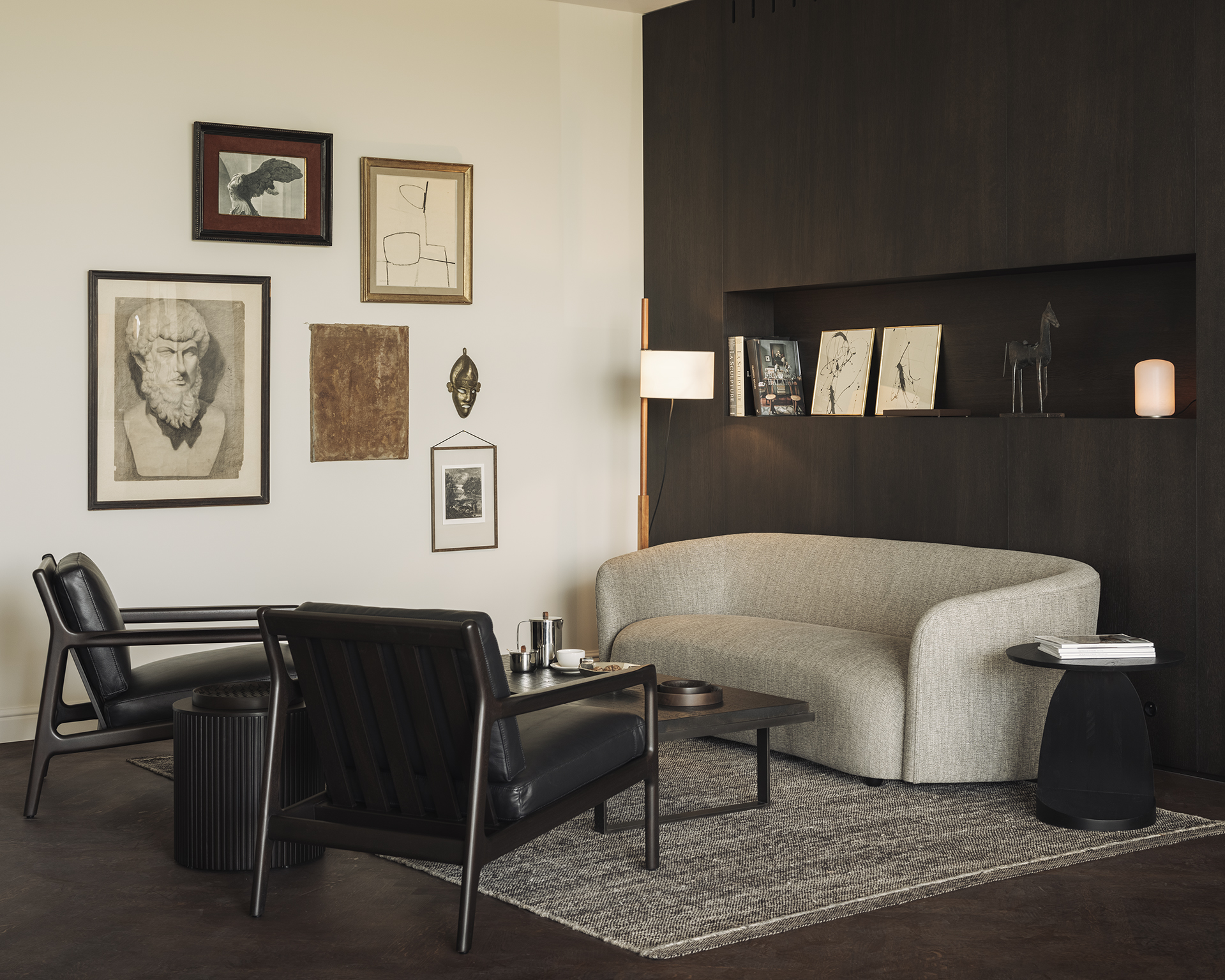 Ethnicraft Mahogany Roller Max Round Side Table