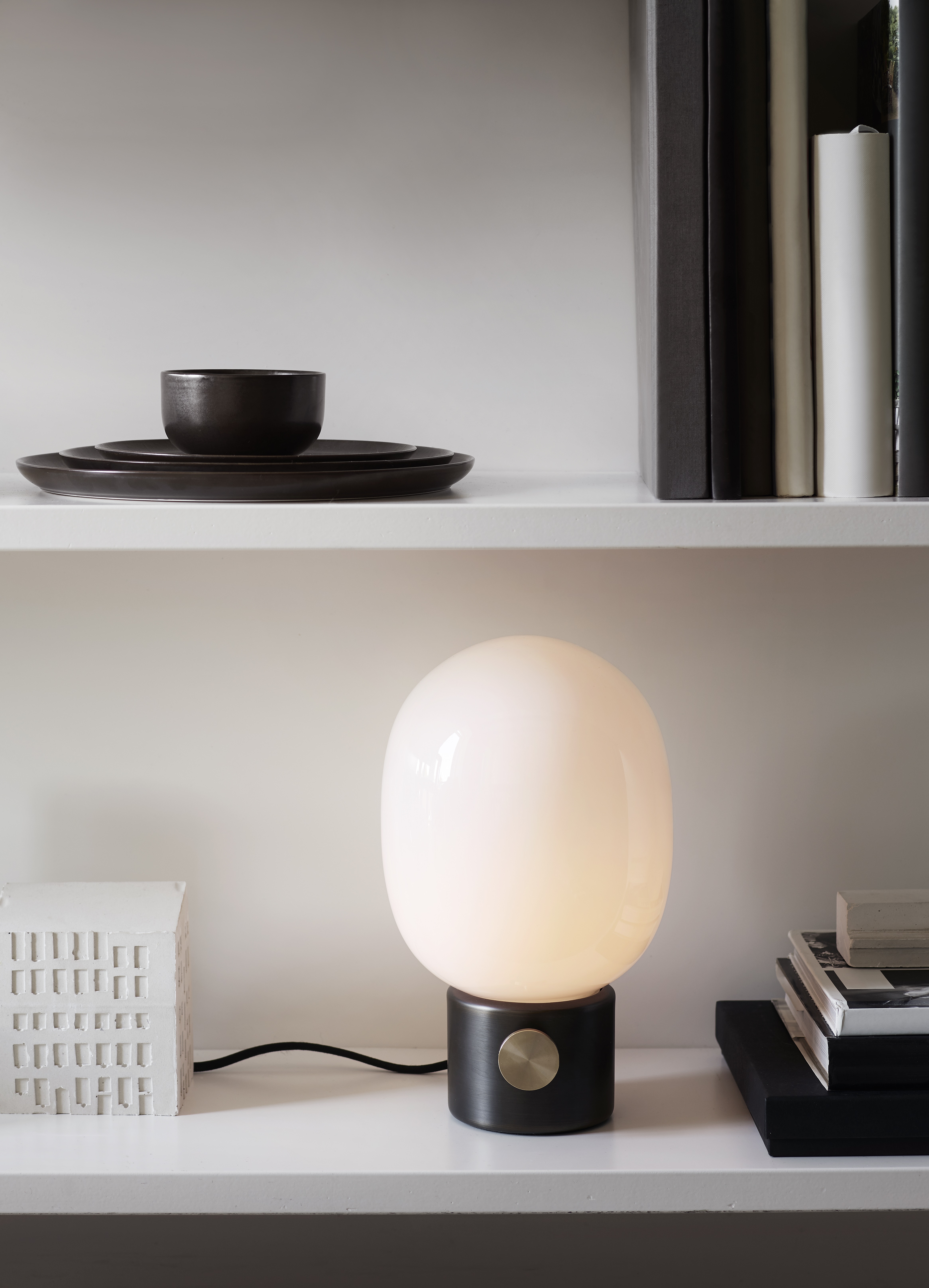 JWDA Table Lamp