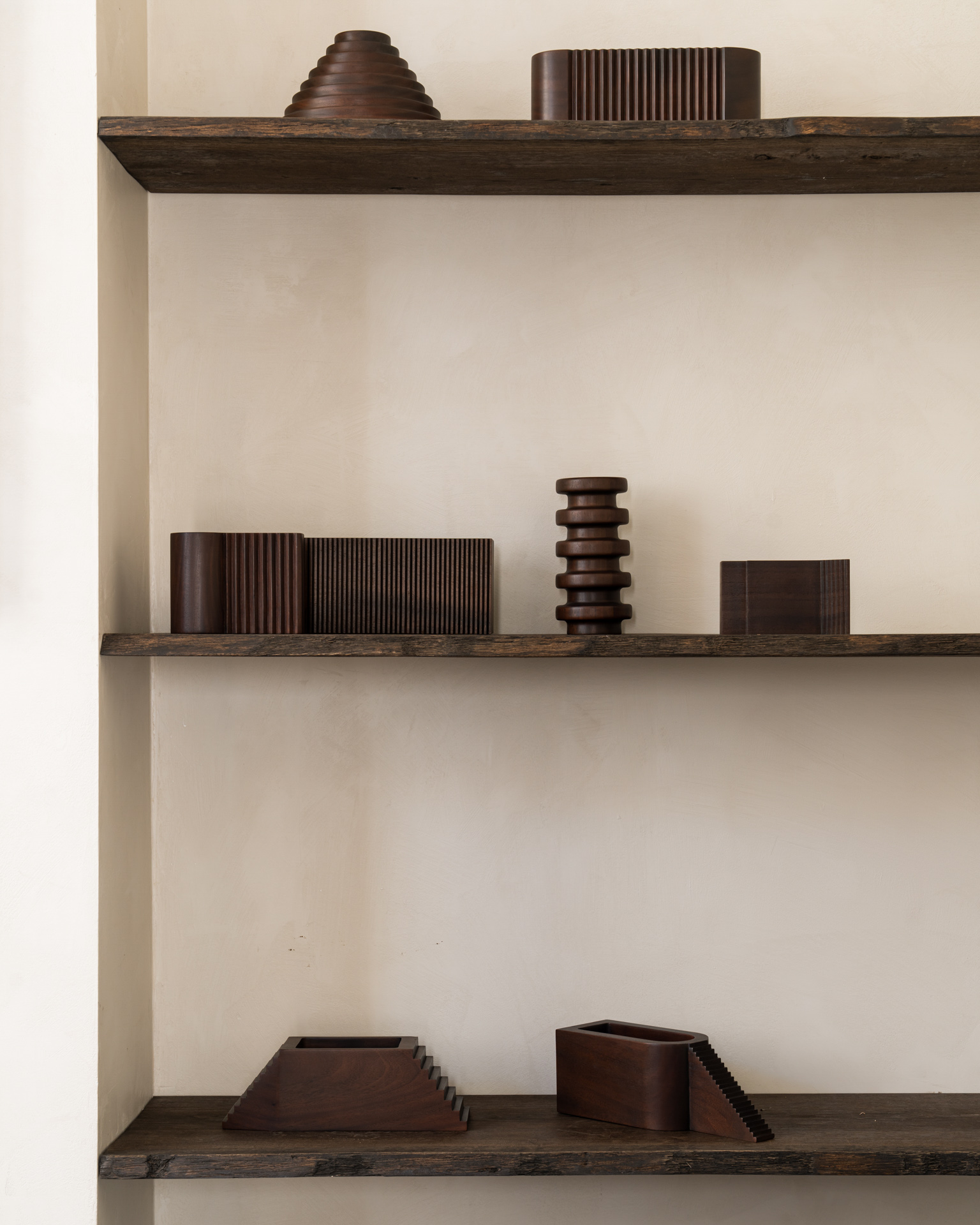 Ethnicraft Mahogany Espresso Treviso Cities Object