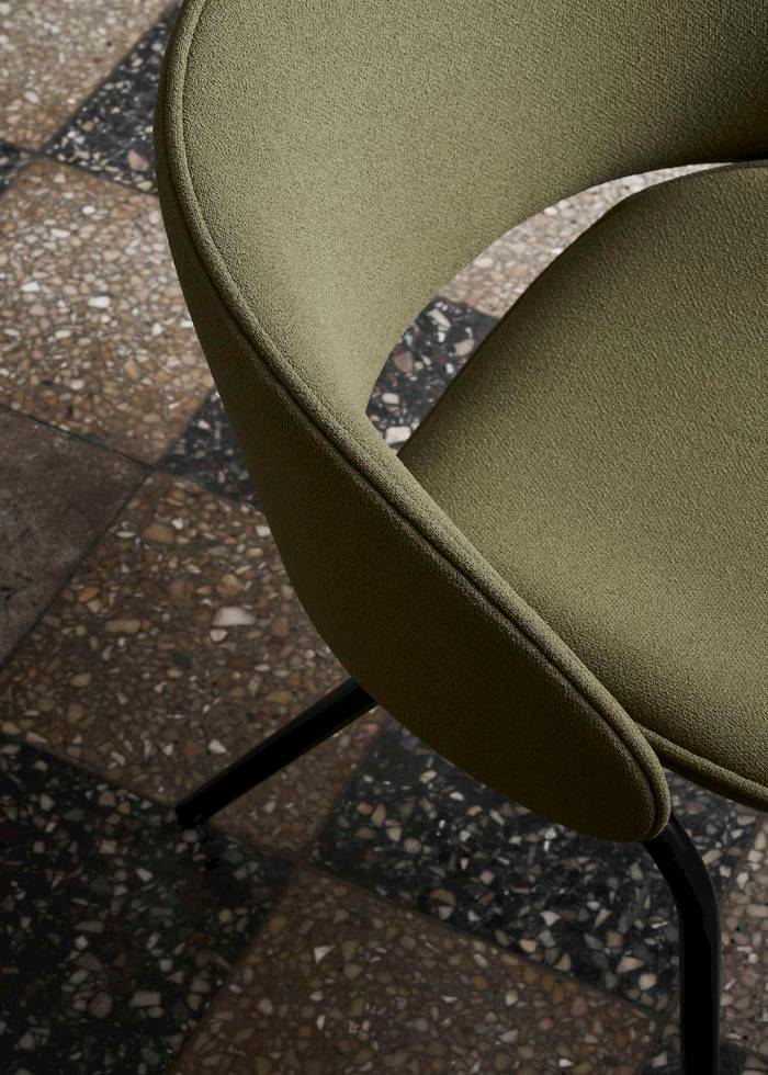 Folium Dining Chair with Leather Piping