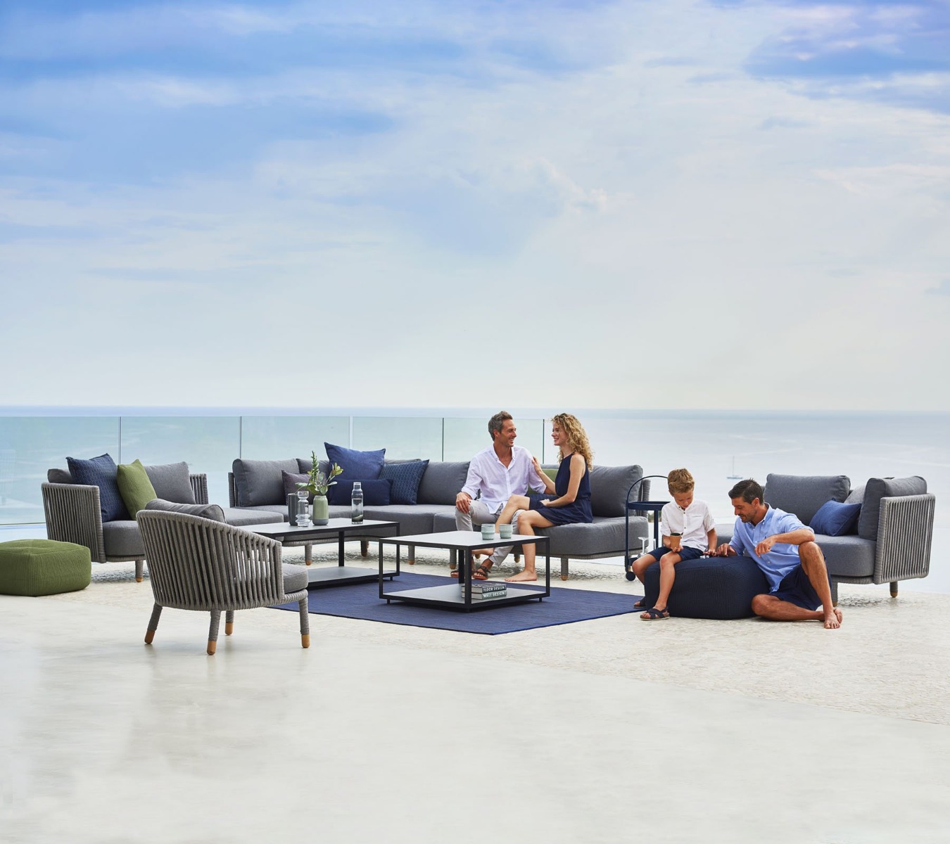 Moments Sofa