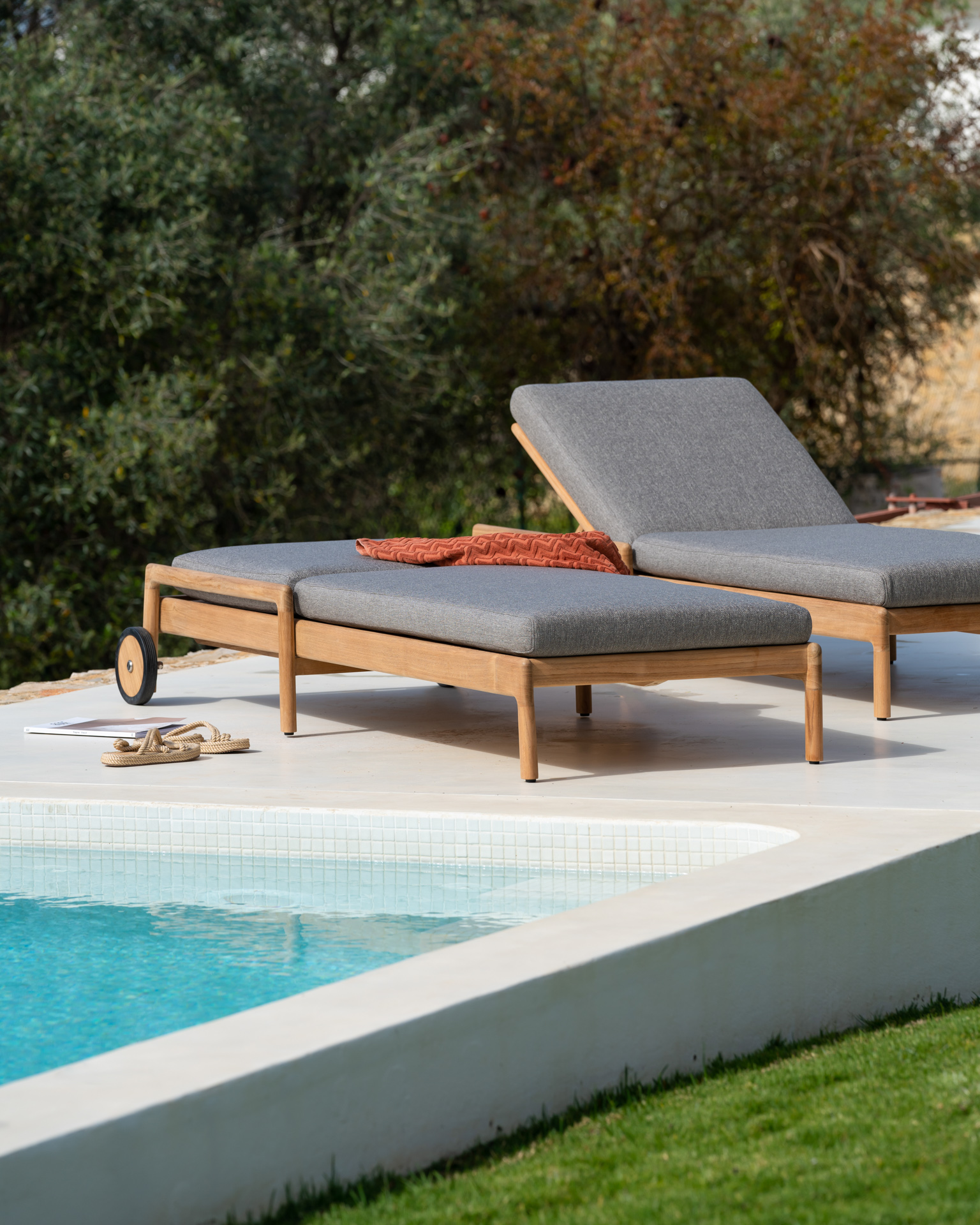 Ethnicraft Teak Jack Outdoor Lounger