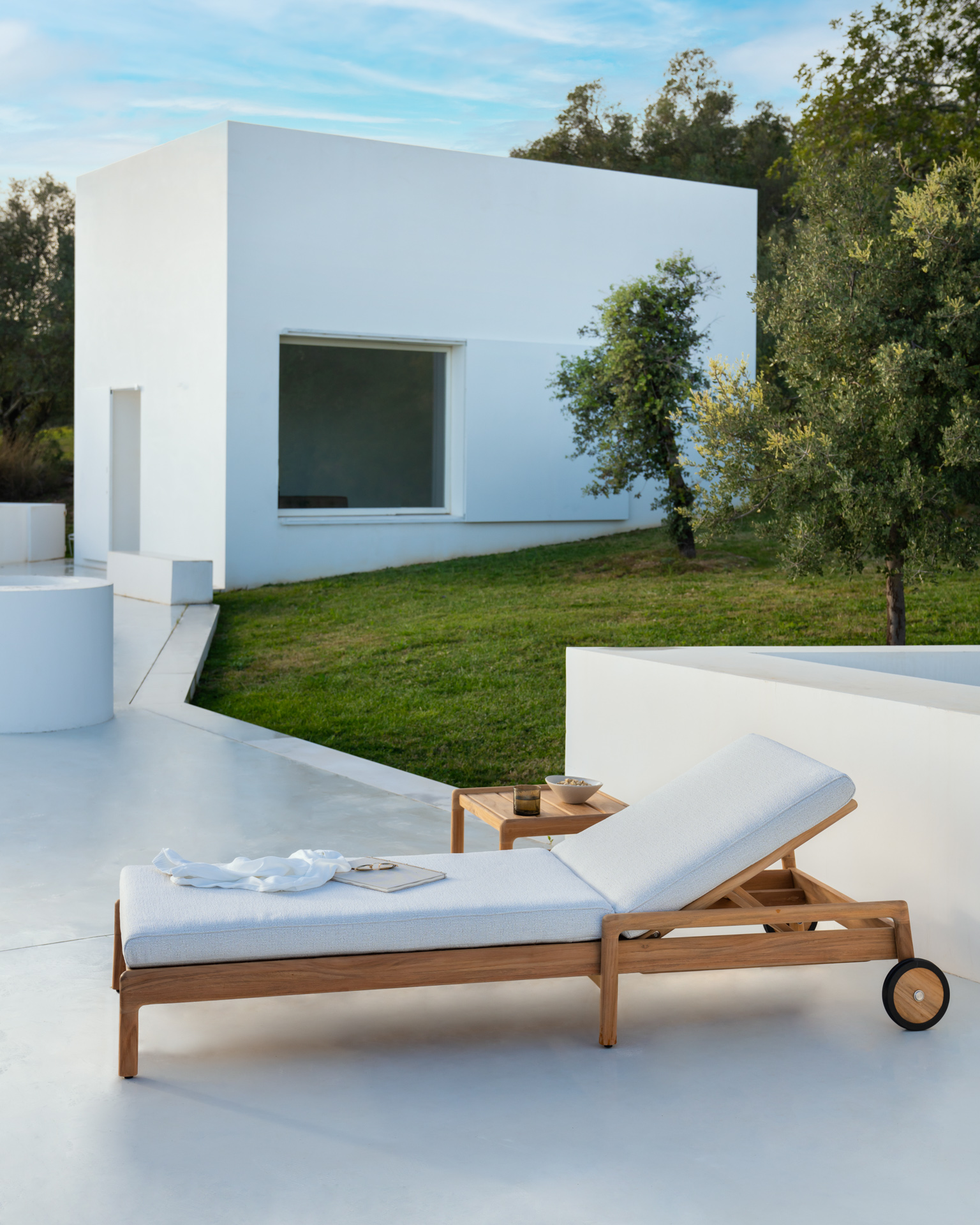 Ethnicraft Teak Jack Outdoor Lounger