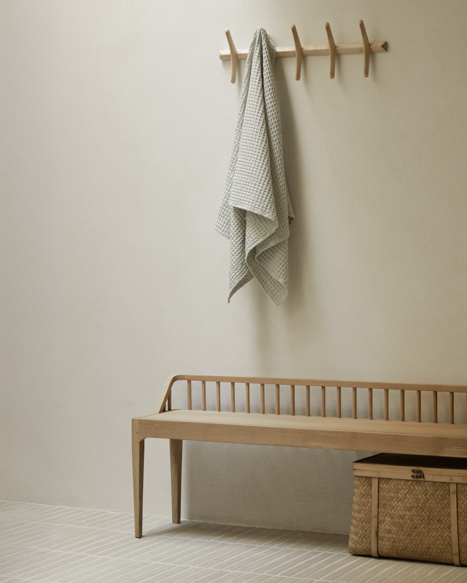 Ethnicraft Oak Spindle Bench