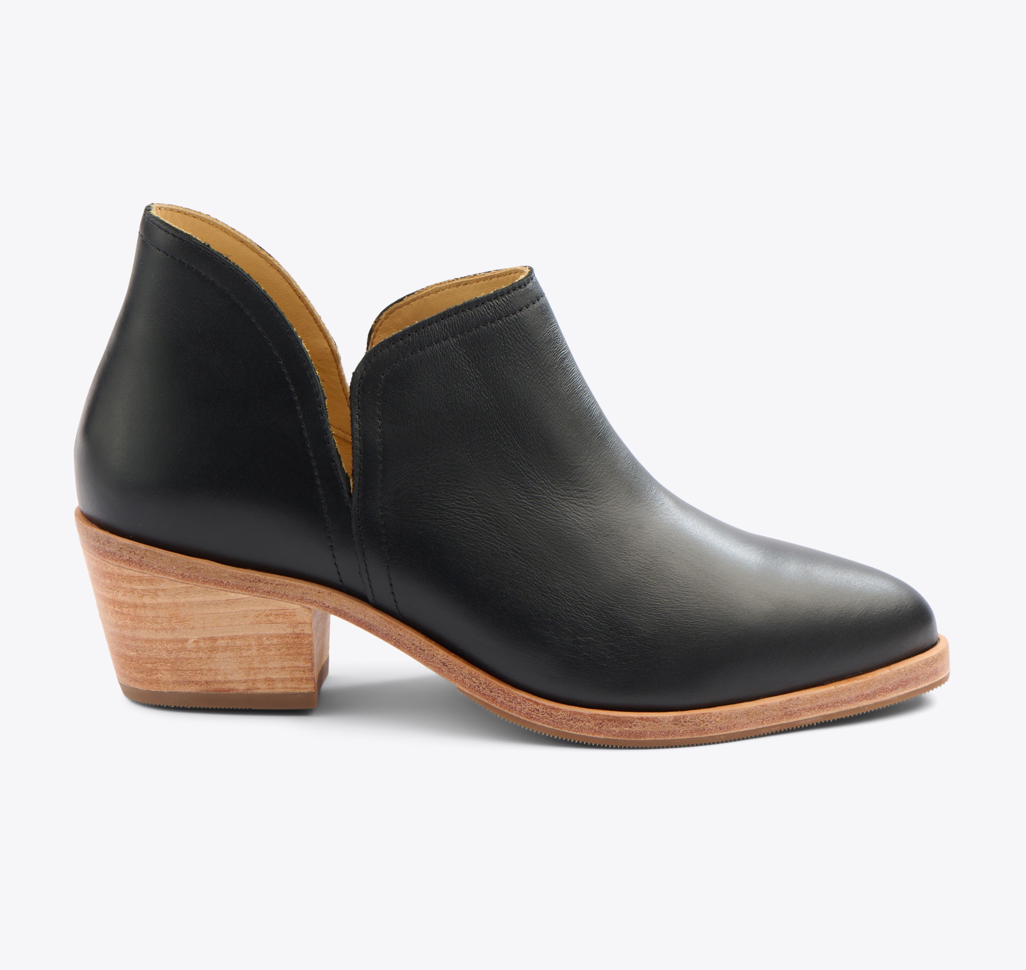 Nisolo Classic Ankle Bootie Black - Every Nisolo product is built on the foundation of comfort, function, and design. 