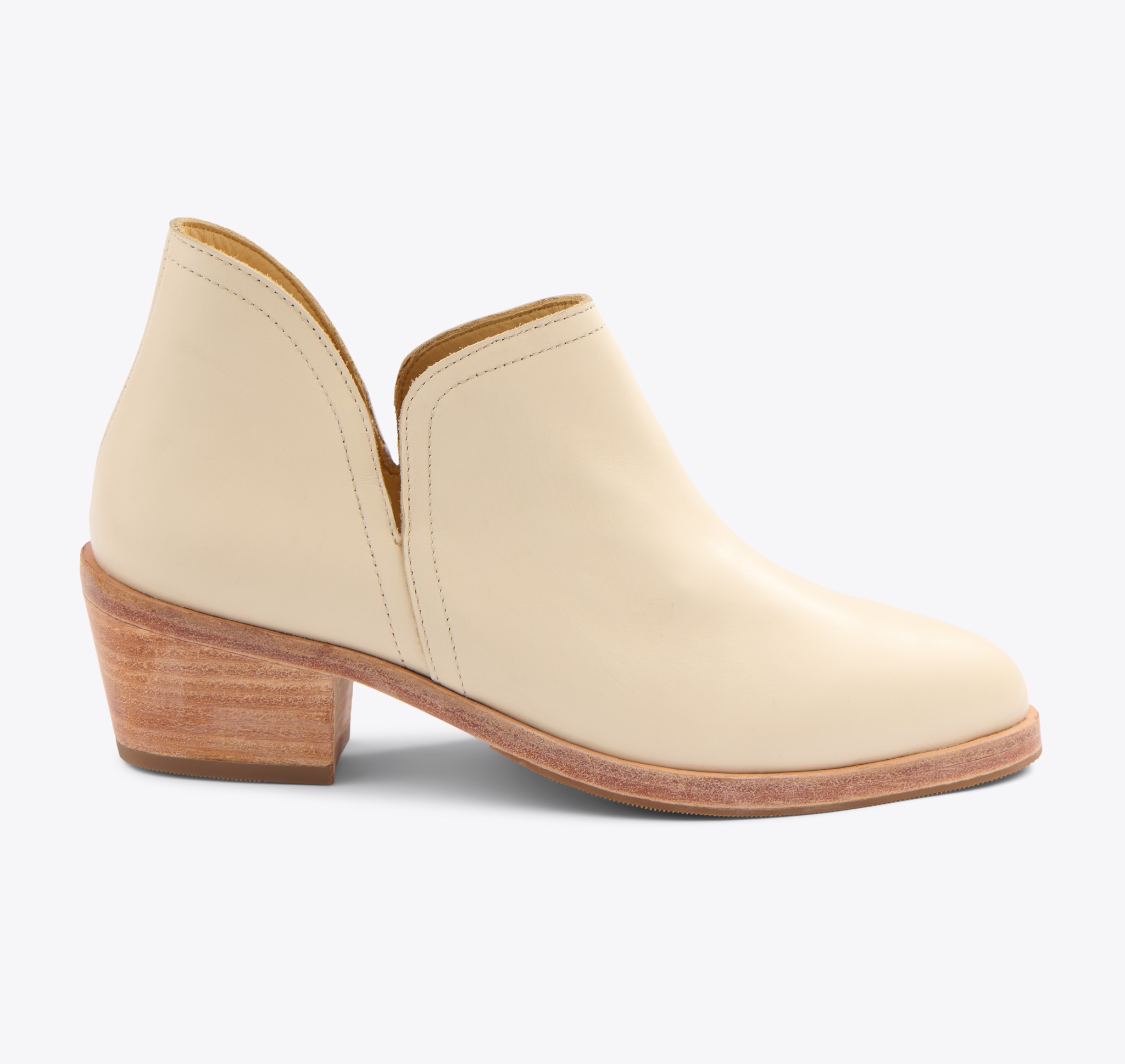 Nisolo Everyday Ankle Bootie Bone - Every Nisolo product is built on the foundation of comfort, function, and design. 