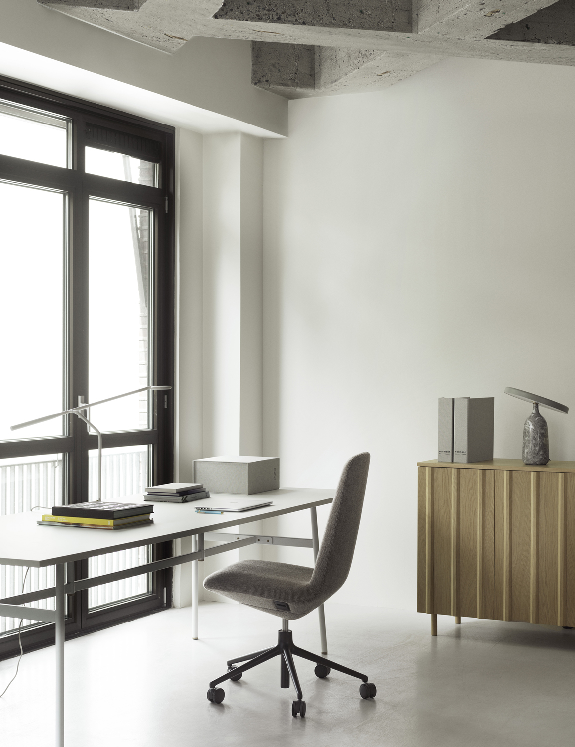Eddy Table Lamp