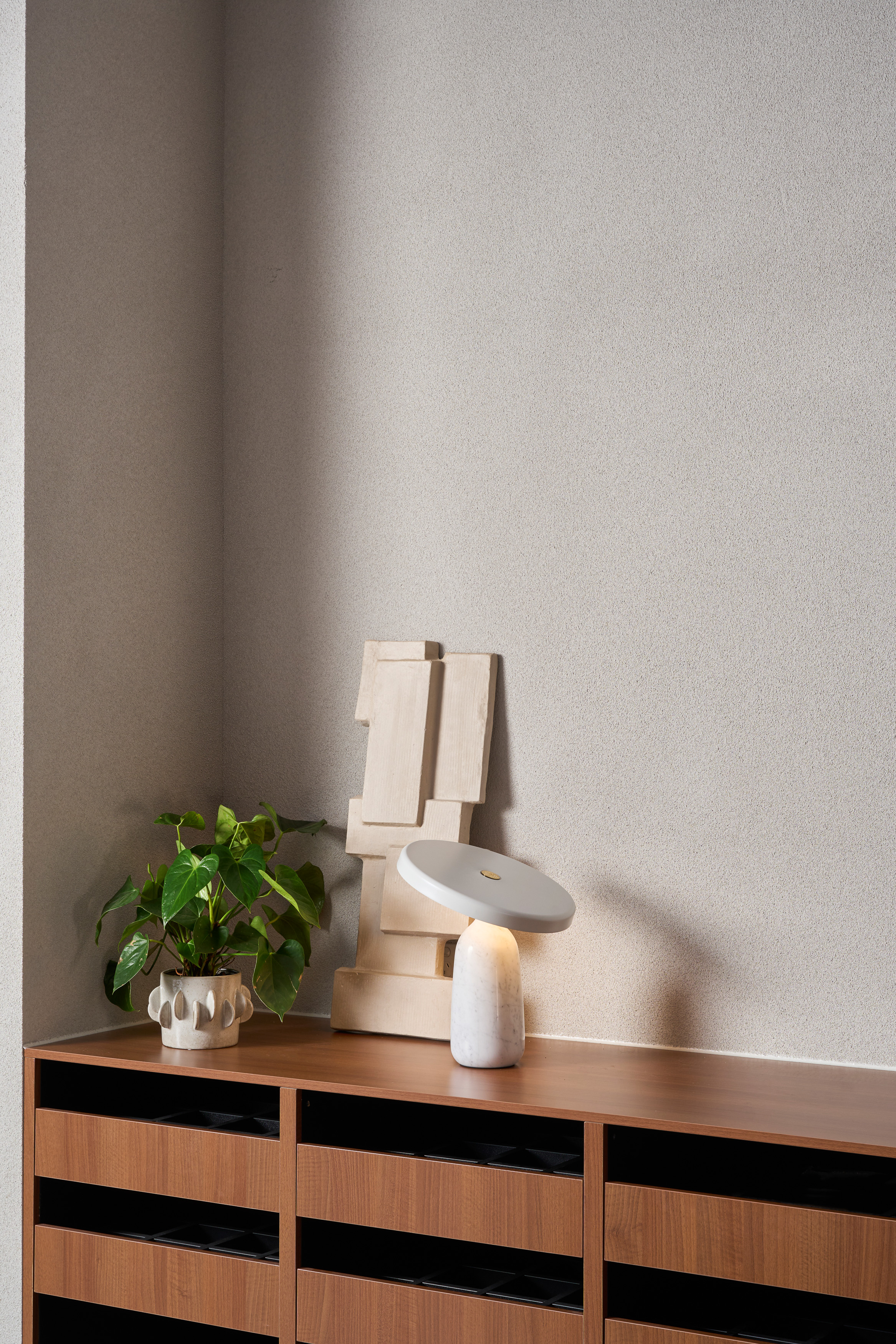 Eddy Table Lamp