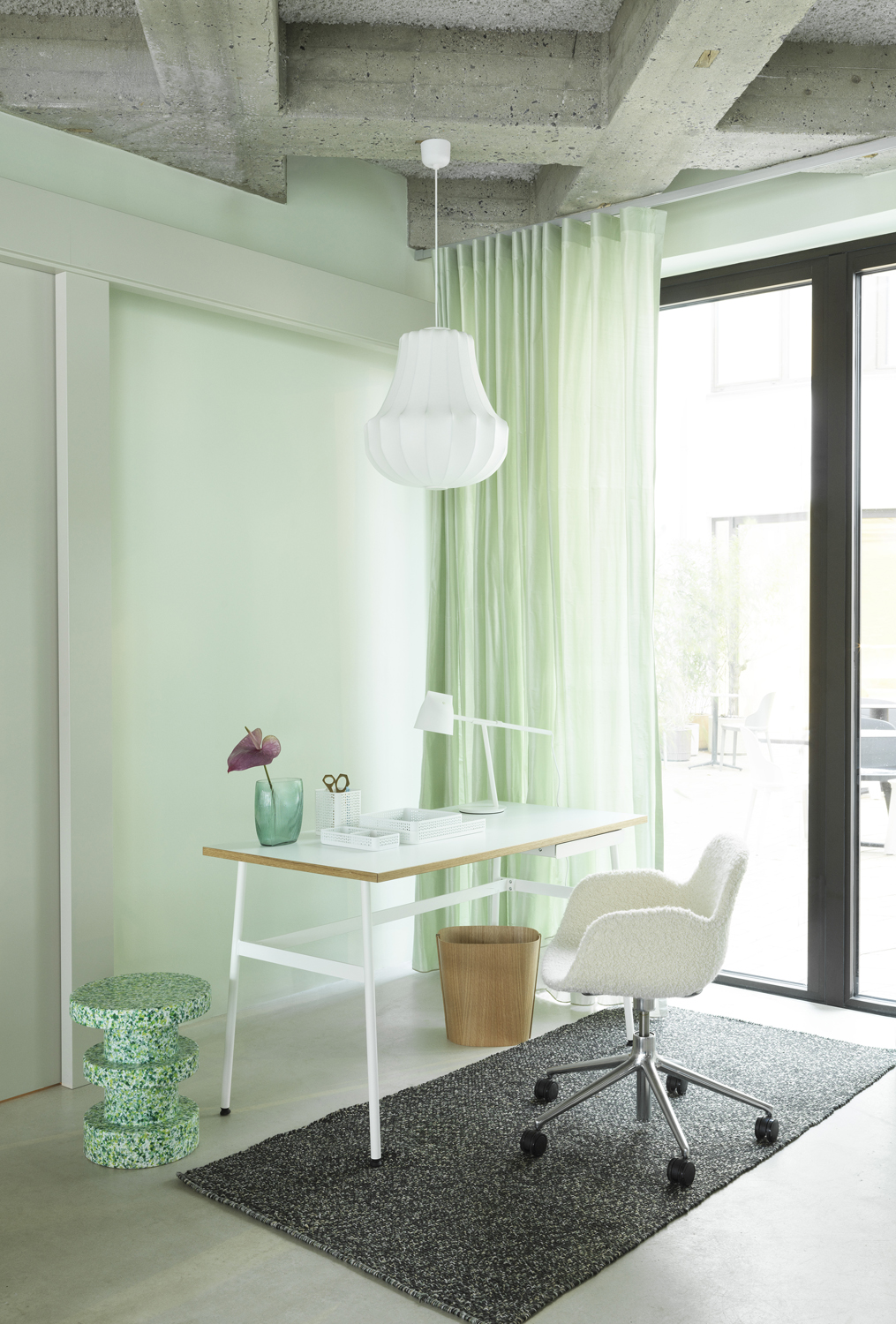Phantom Pendant Lamp