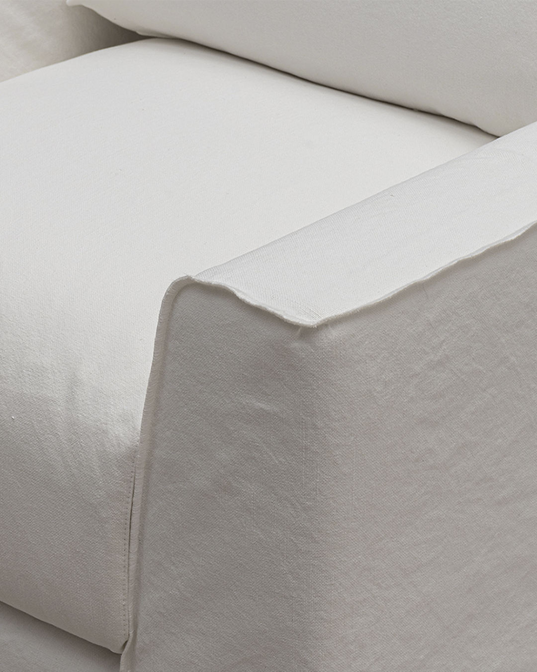 Cover Pedro Armchair
