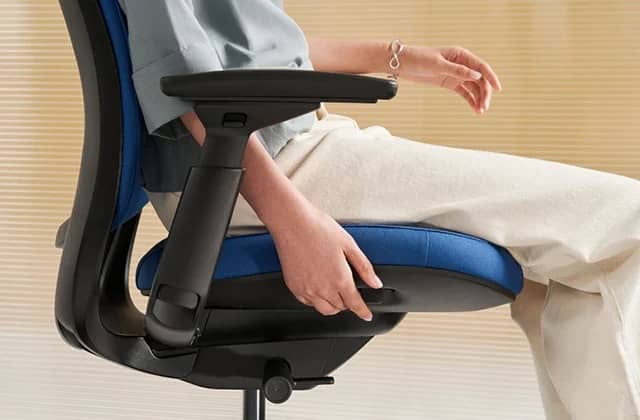 Steelcase Series 2 chair adjustable armrests UK
