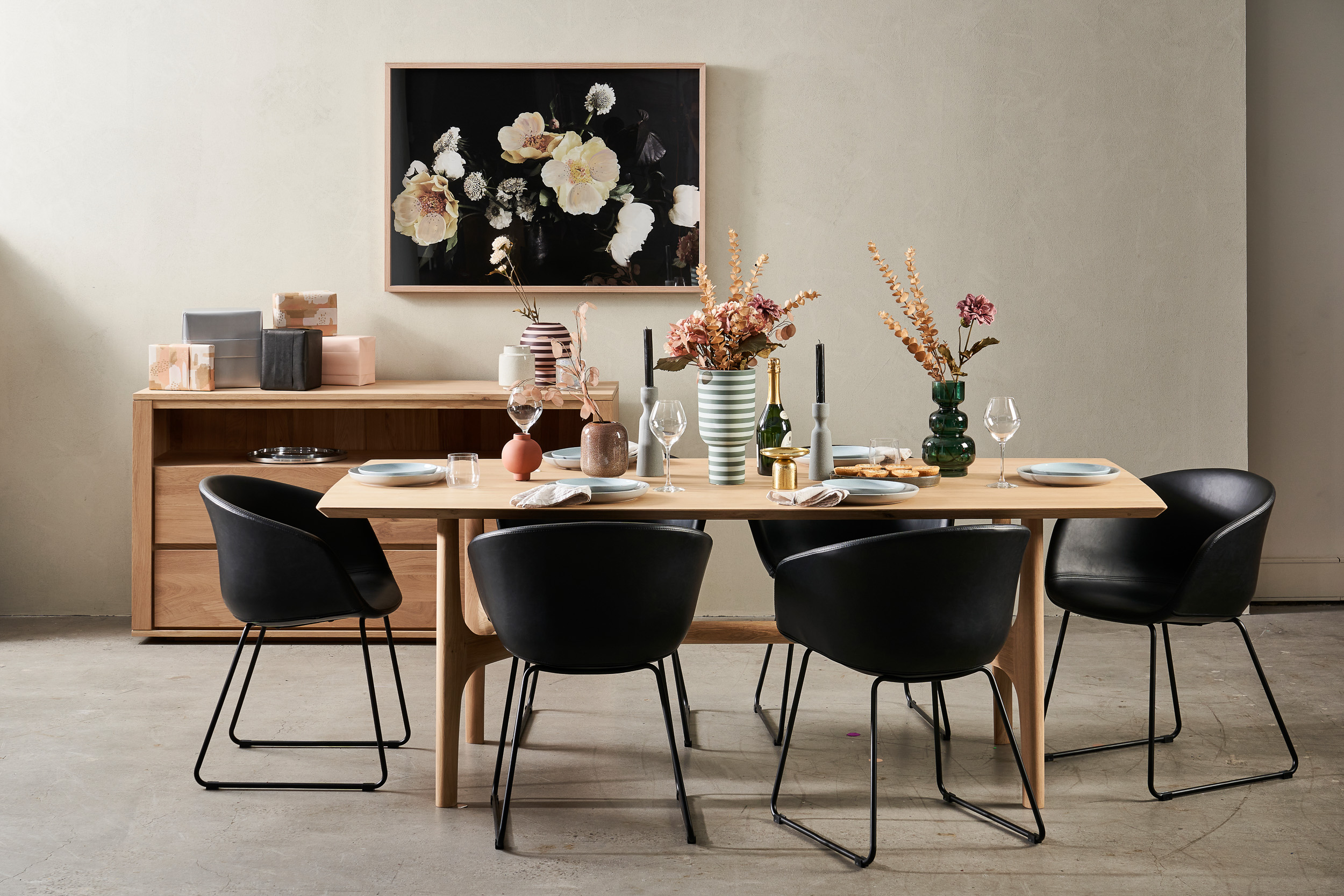 Ethnicraft Oak Nexus Dining Table