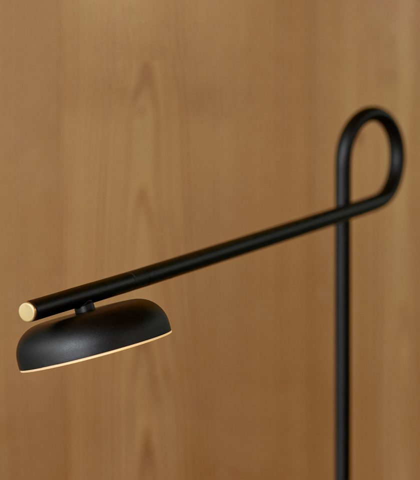 Salto Floor Lamp