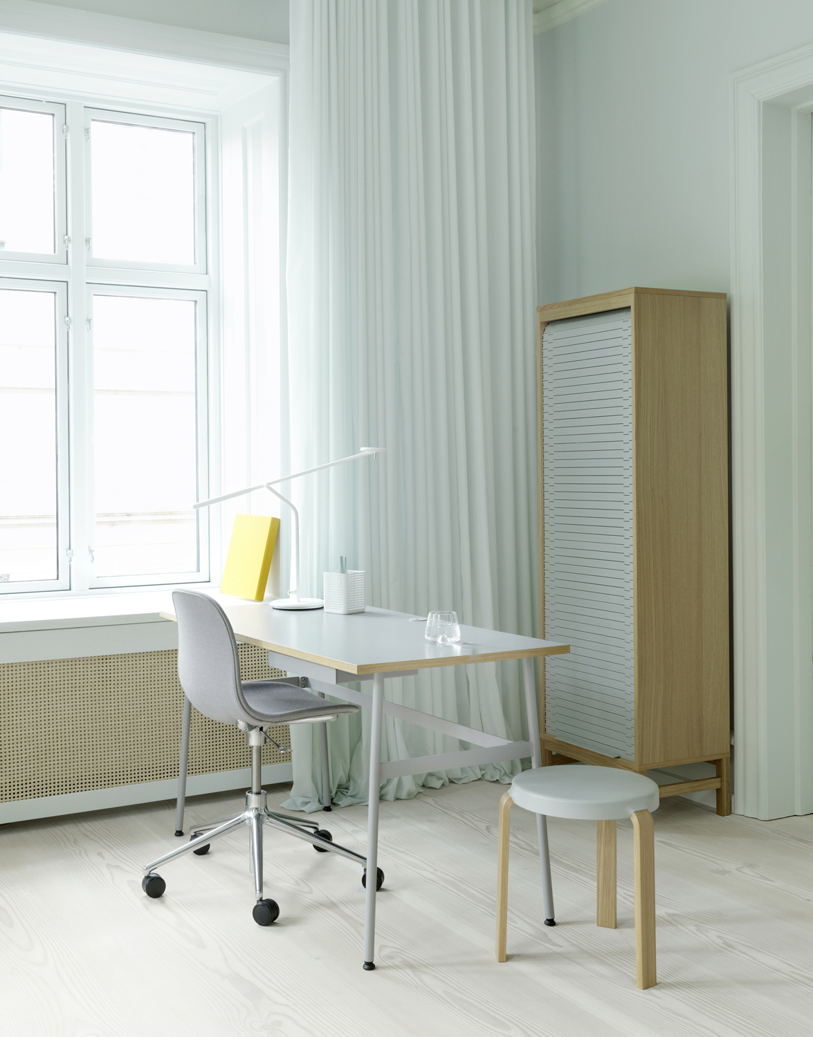 Journal Desk