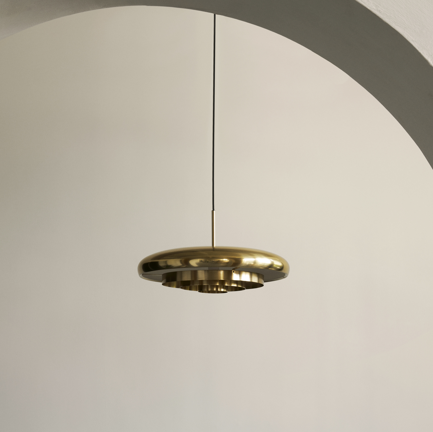 Resonant Pendant Lamp