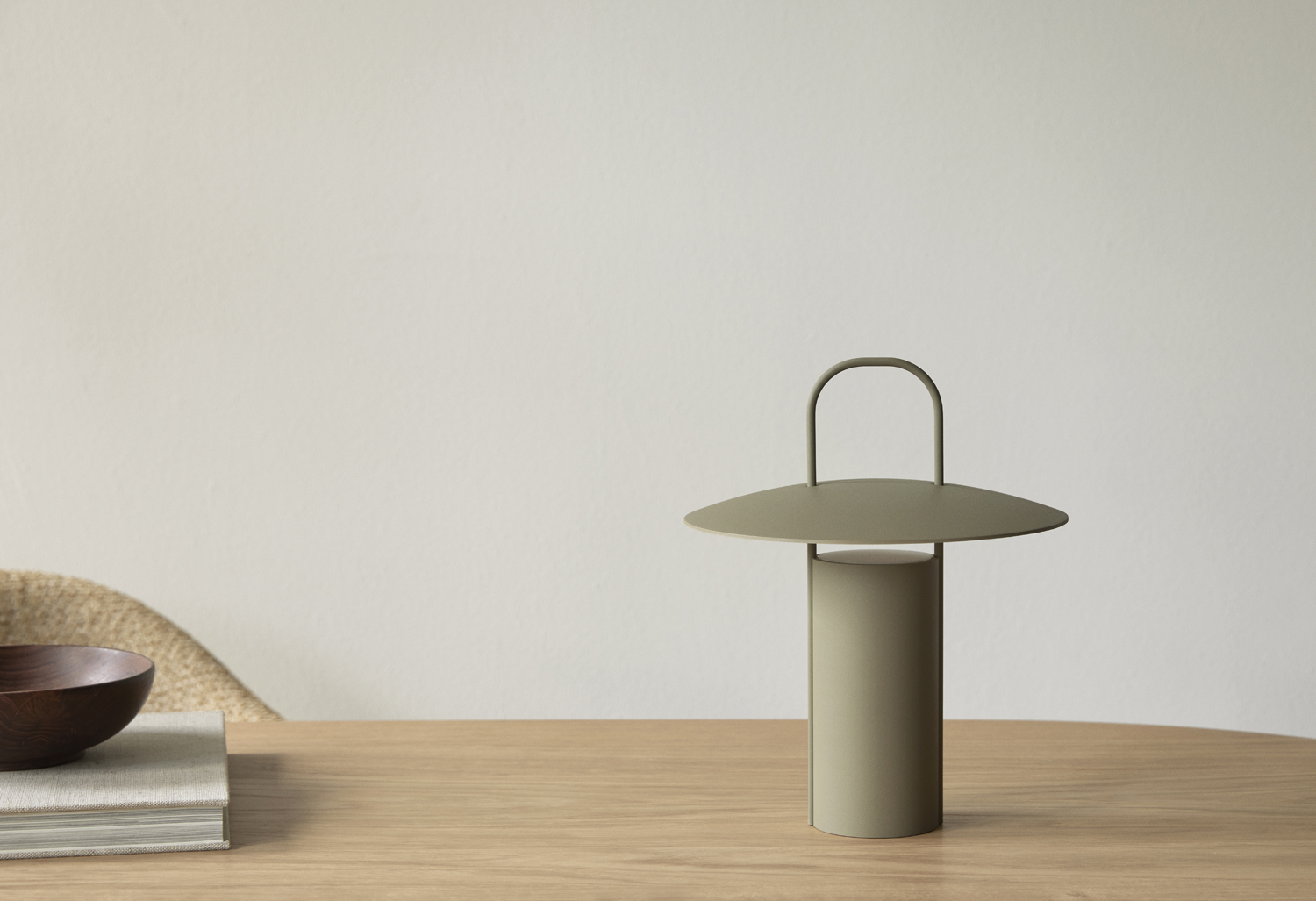 Ray Portable Table Lamp