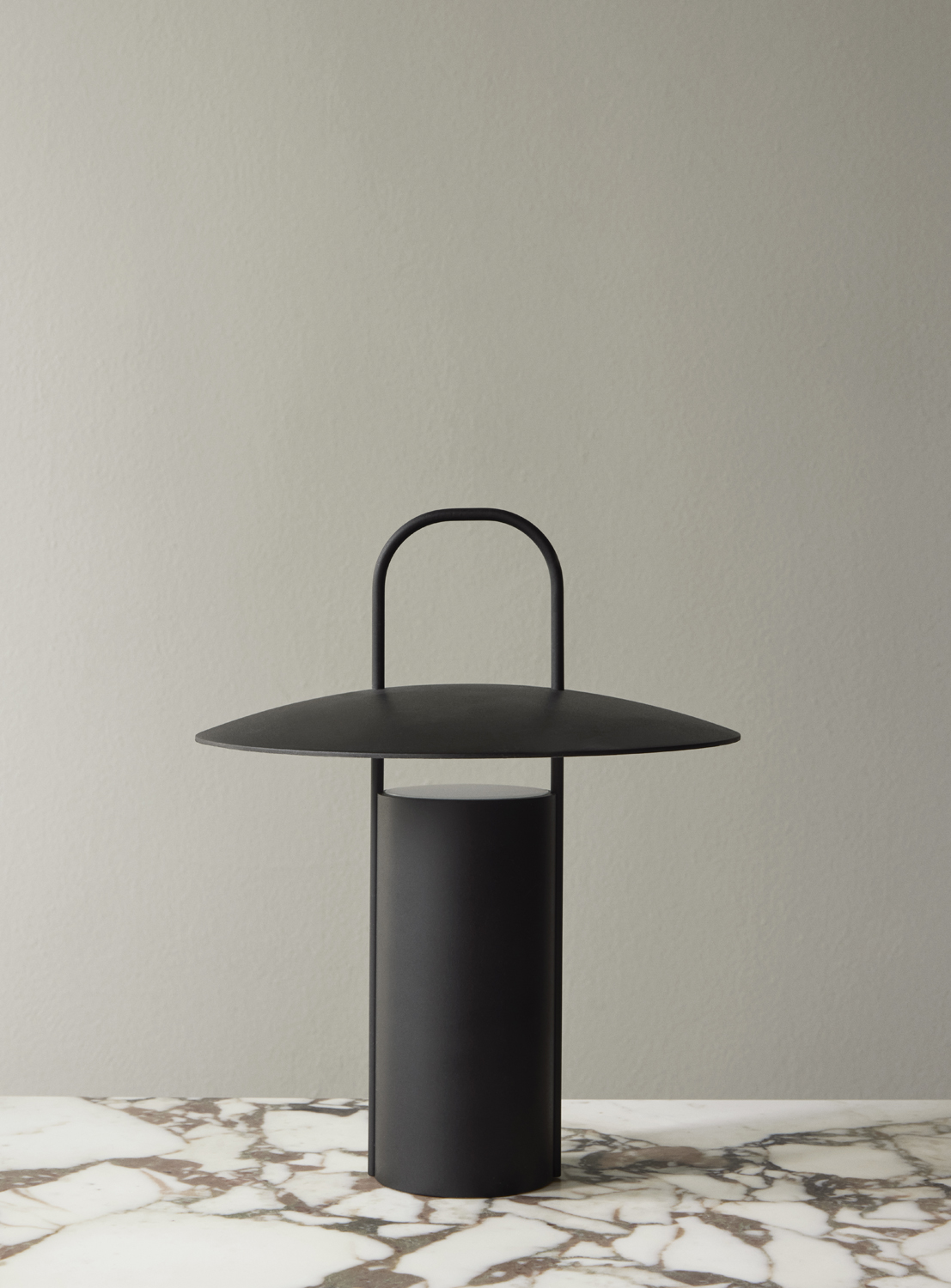 Ray Portable Table Lamp