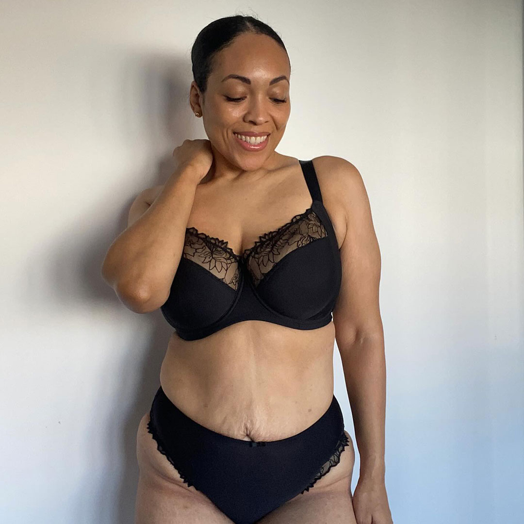 Flirtelle Emilie Full Cup Side Support Bra Black