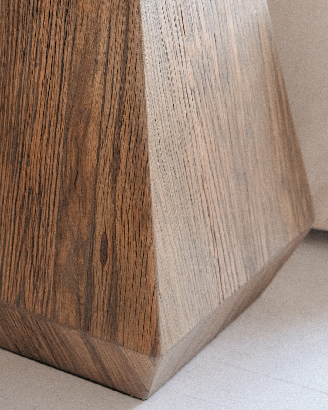 Rustic Vincino Rectangular Dining Table