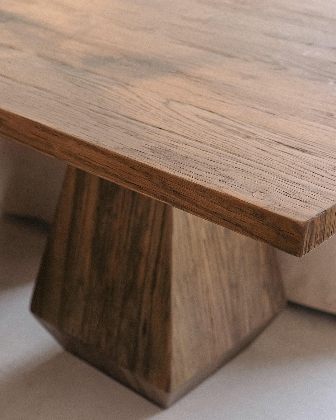 Rustic Vincino Rectangular Dining Table