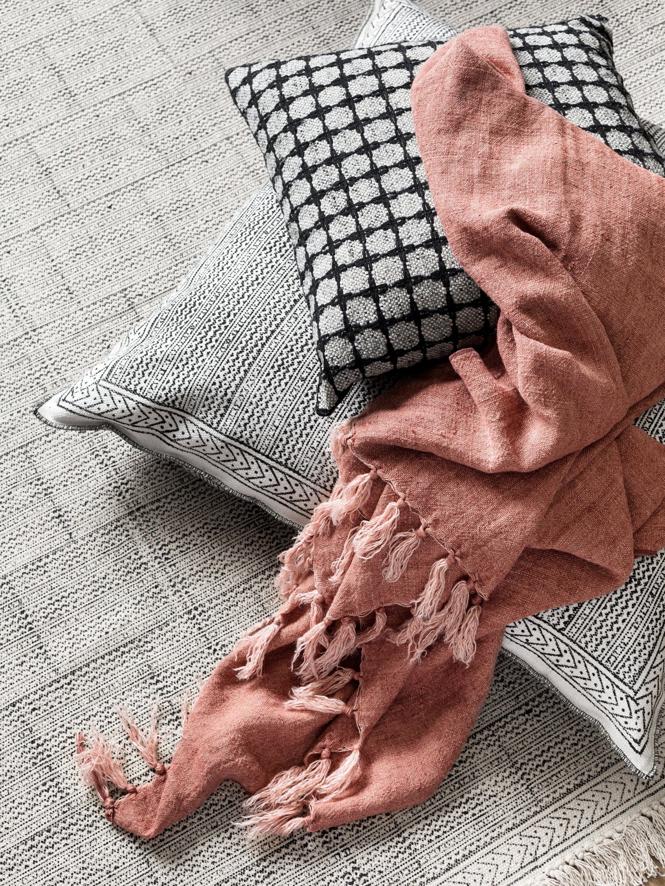 Burton Throw