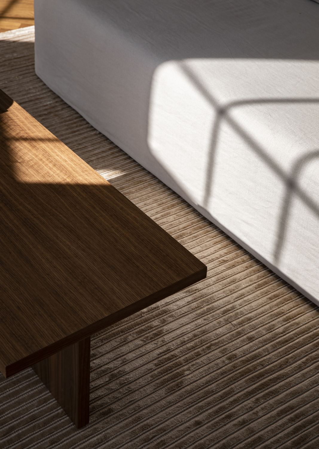 Androgyne Lounge Table