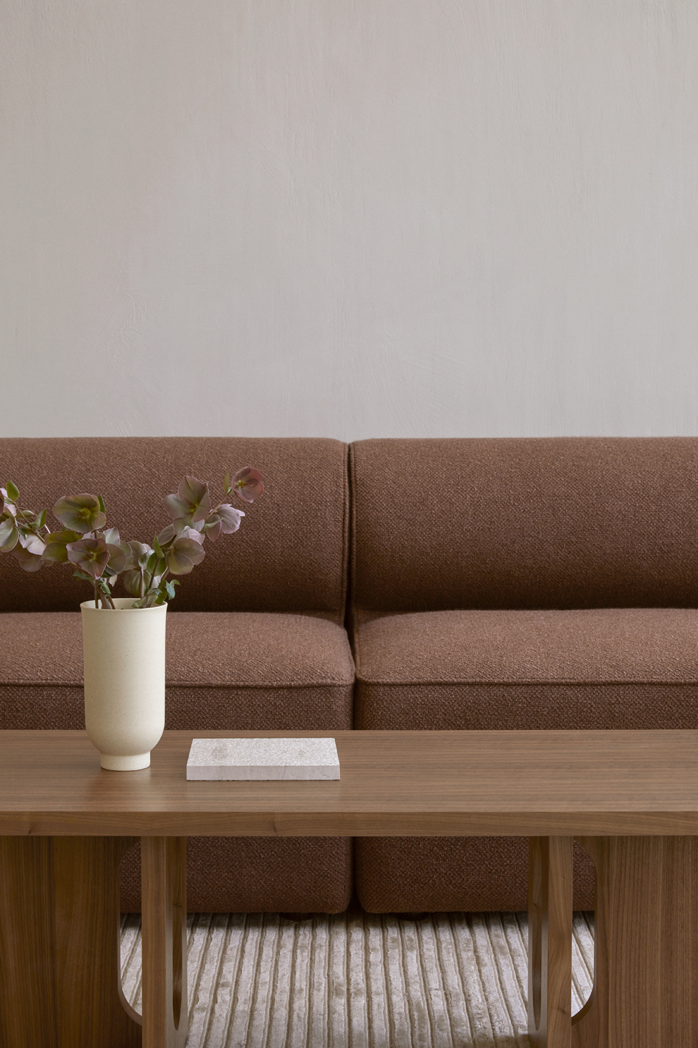 Androgyne Lounge Table