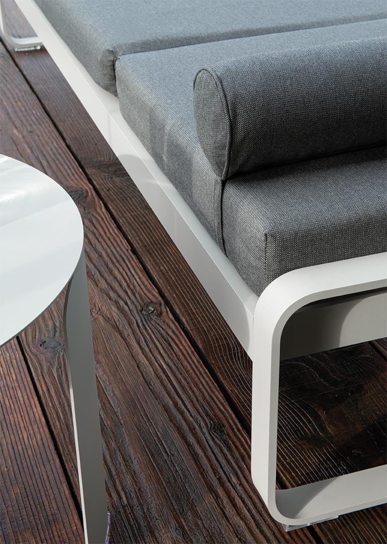 Fermob Bellevie Sunlounger