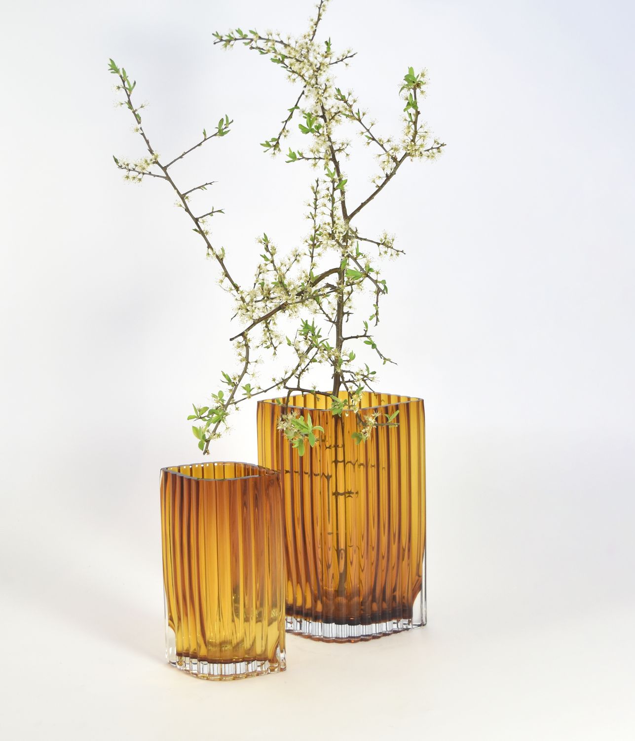 Folium Vase