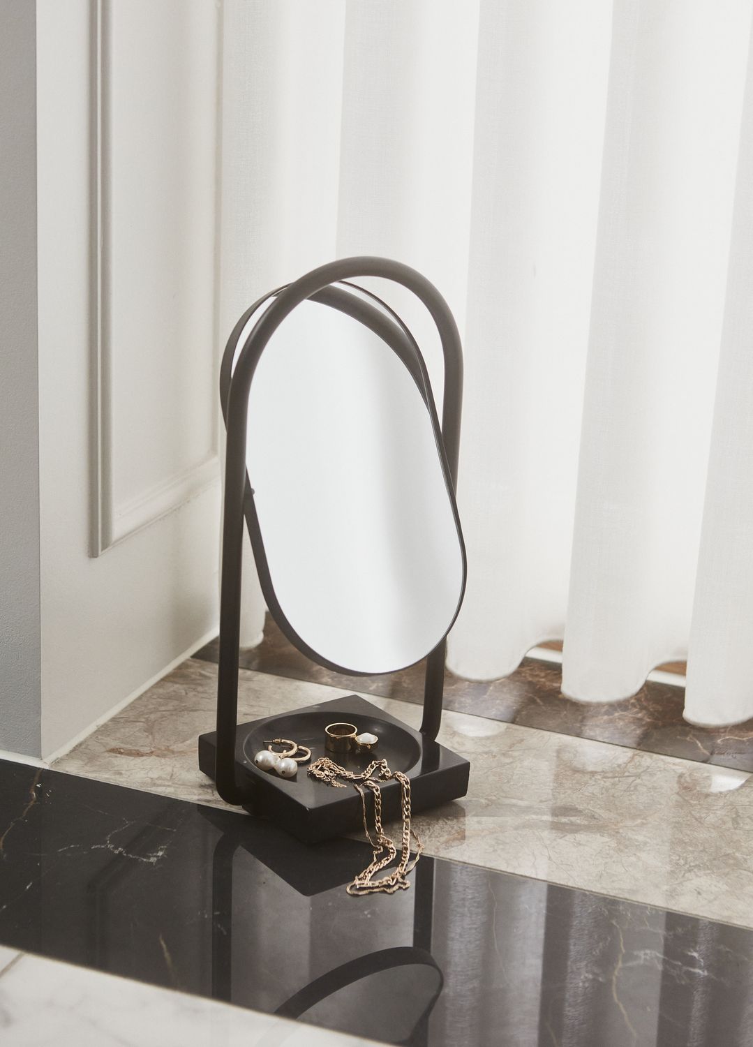Angui Table Mirror