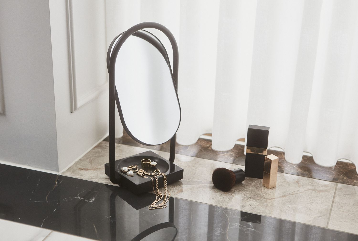 Angui Table Mirror