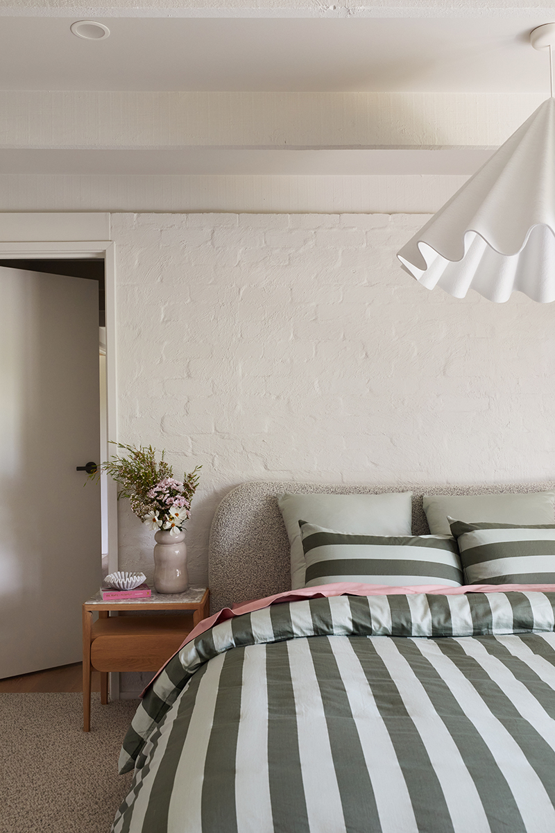 Miranda King Bed