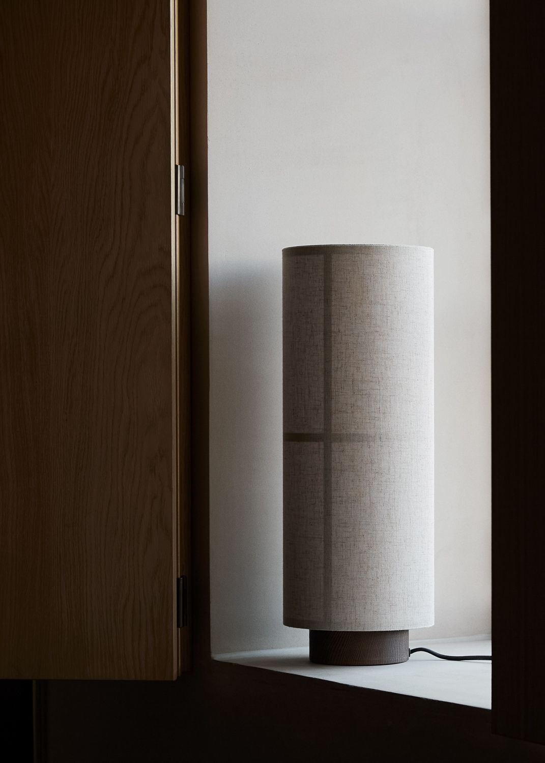 Hashira Portable Table Lamp