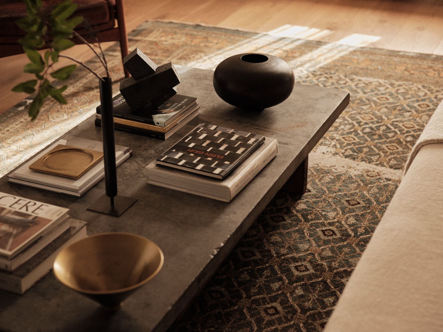 Surround Wood Vase